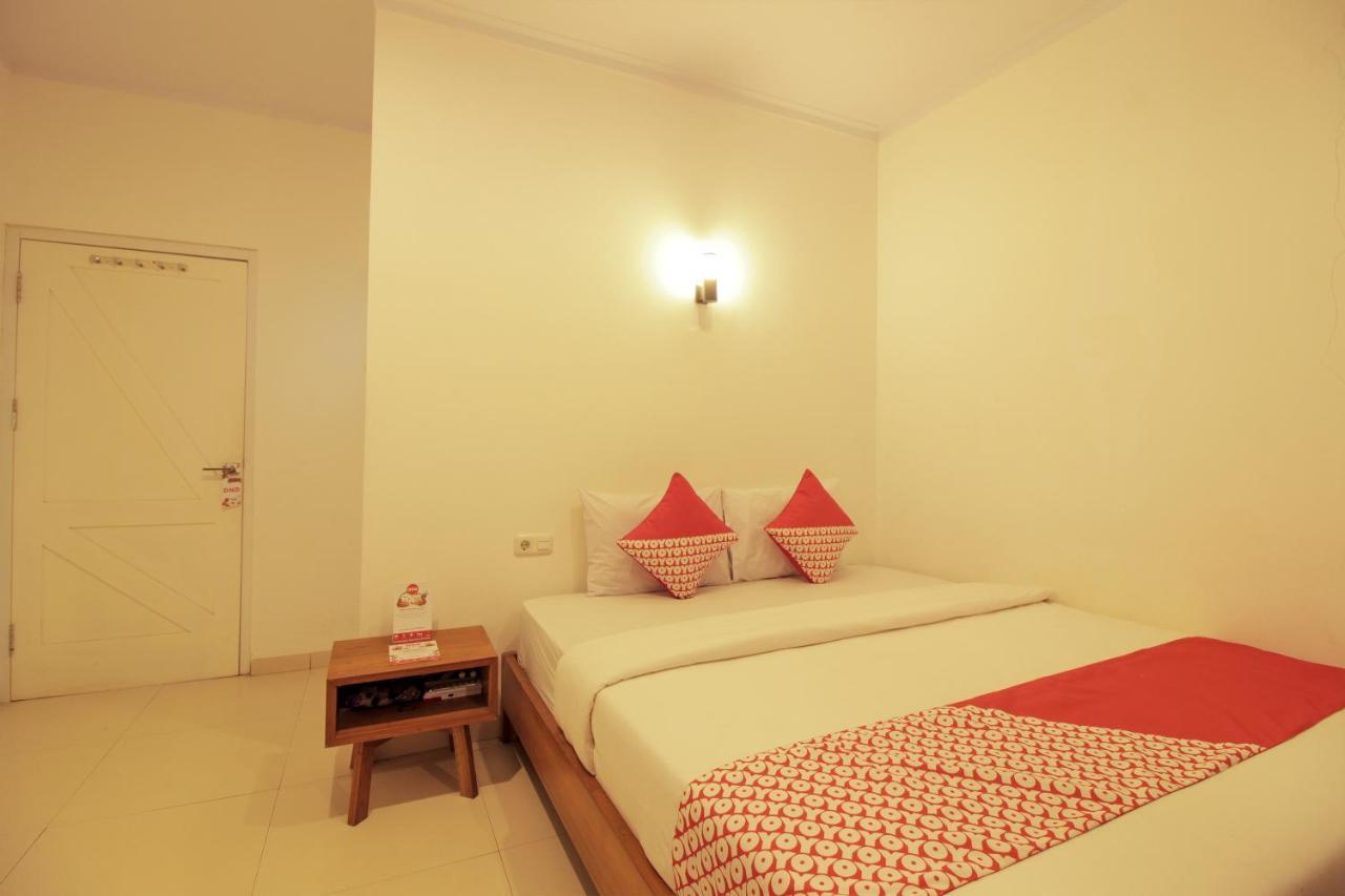 Oyo 396 Tibrae Residence Syariah Lembang Exterior foto