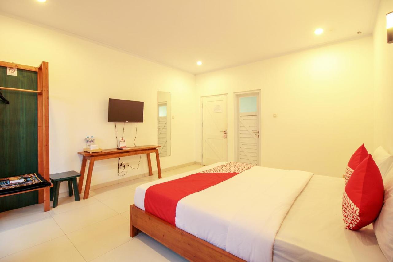 Oyo 396 Tibrae Residence Syariah Lembang Exterior foto