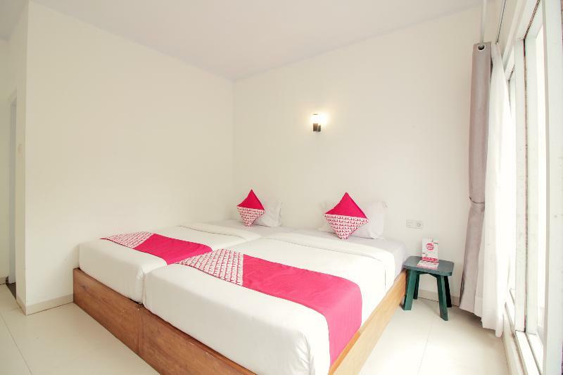 Oyo 396 Tibrae Residence Syariah Lembang Exterior foto